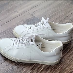 Veja Esplar White Leather Sneaker